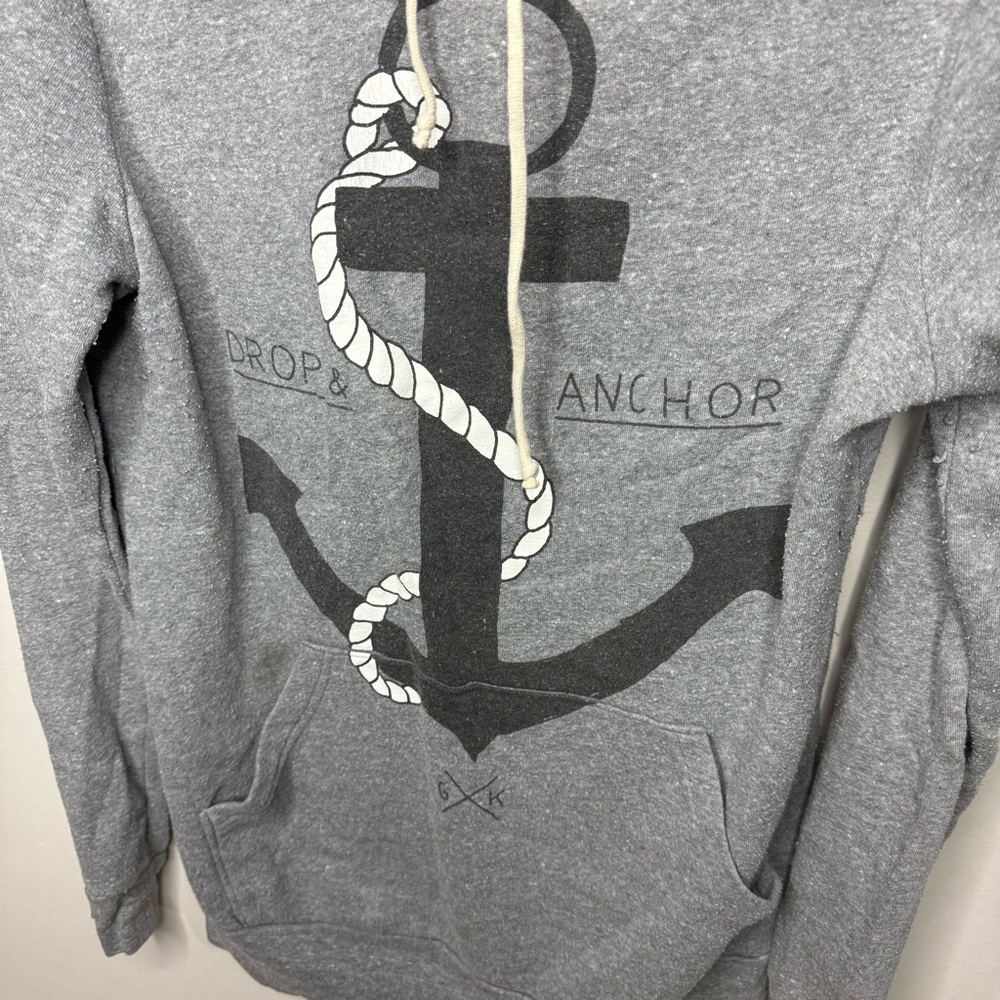 Gray Anchor Graphic women’s sweatshirt